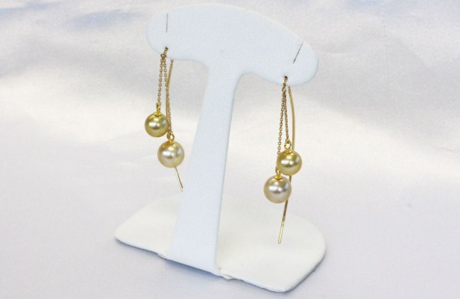 golden-pearl-earrings