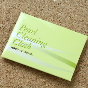 cloth for cleaning pearl